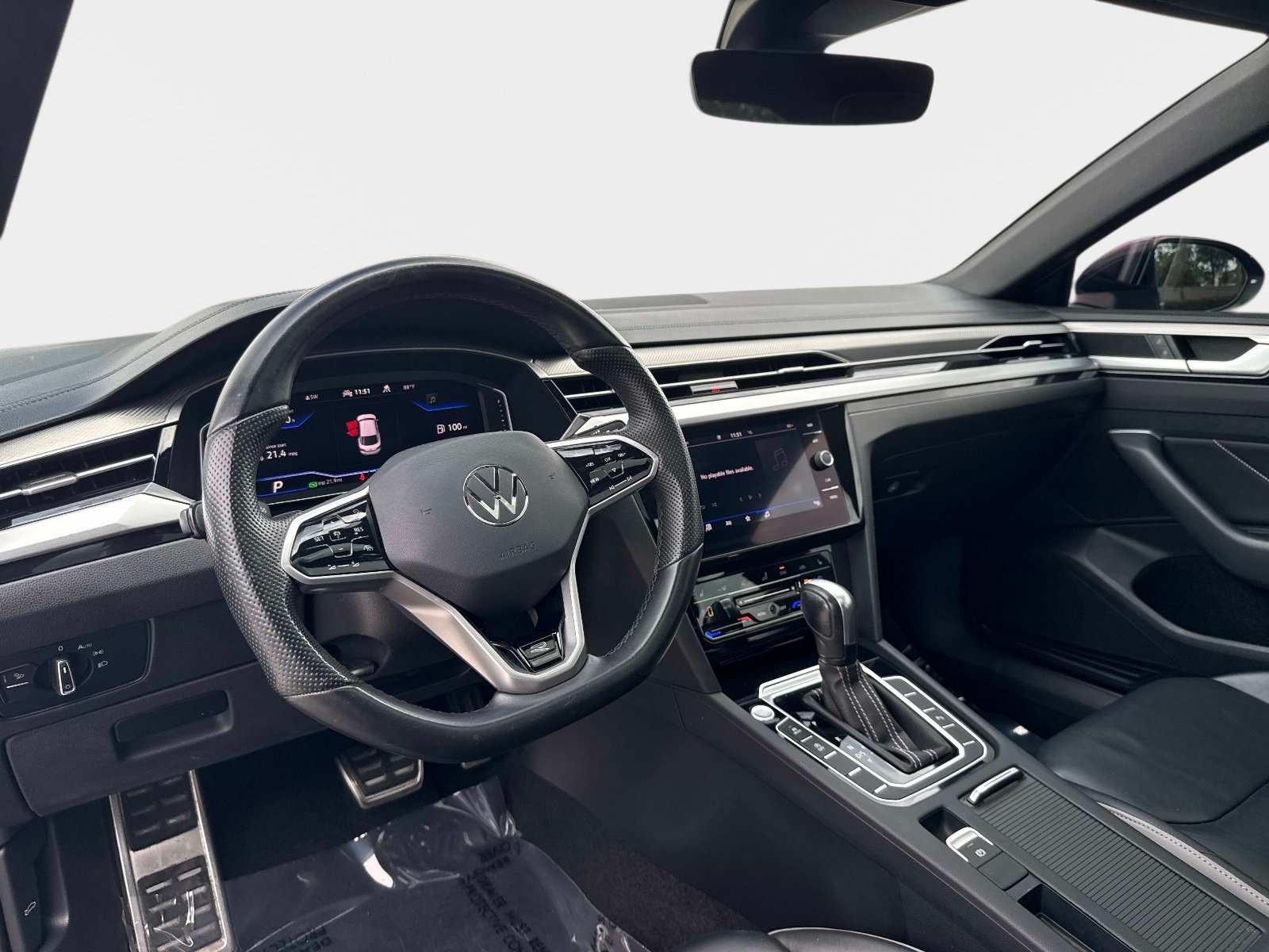 Used 2021 Deep Black Volkswagen SEL R-Line image 14