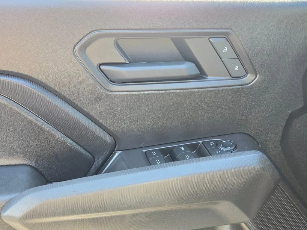 Used 2025 Sterling Gray Metallic Chevrolet Trail Boss image 17