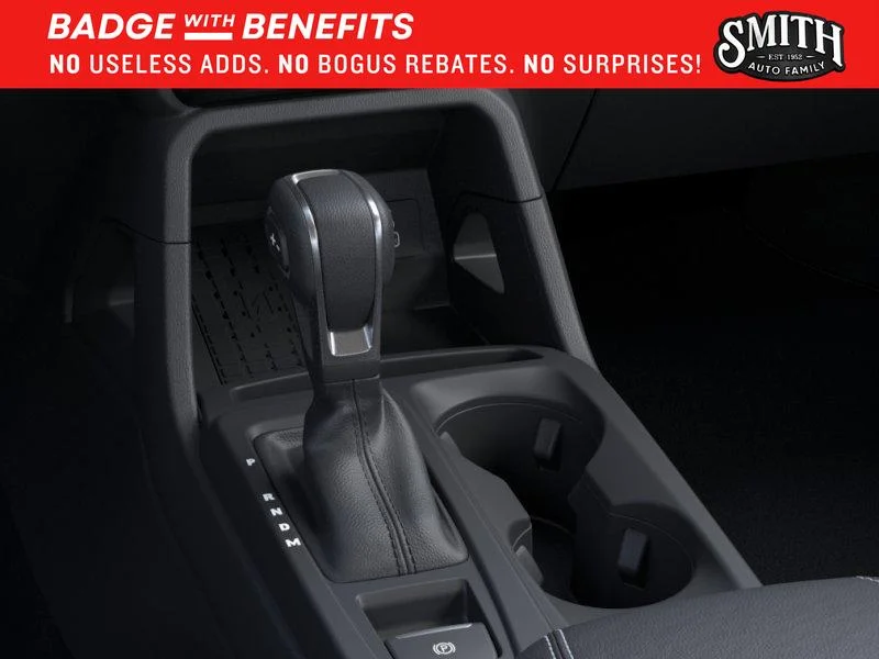 New 2025 Oxford White Ford XLT image 16