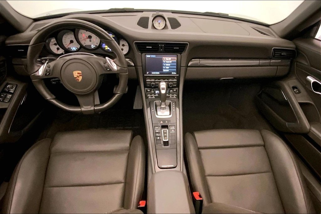 Used 2014 Rhodium Silver Metallic Porsche Turbo image 16