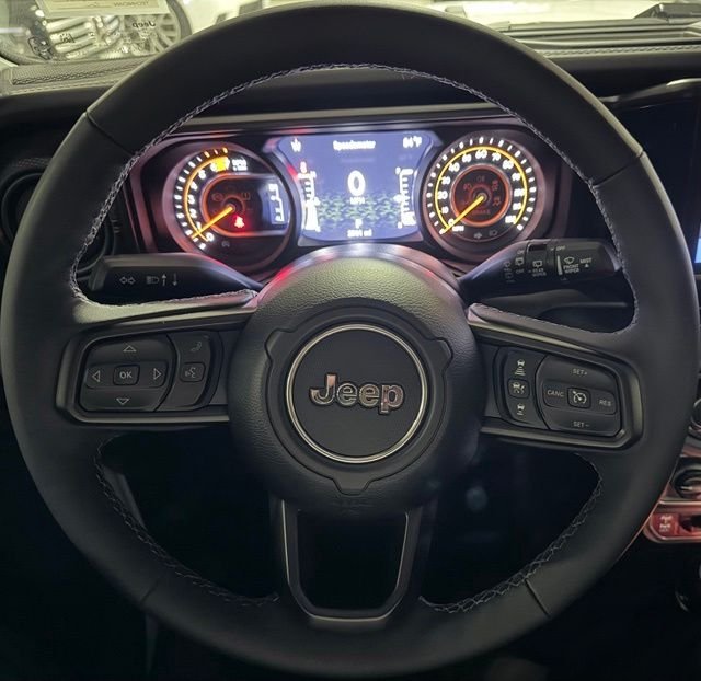 Used 2026 White Jeep Rubicon image 24