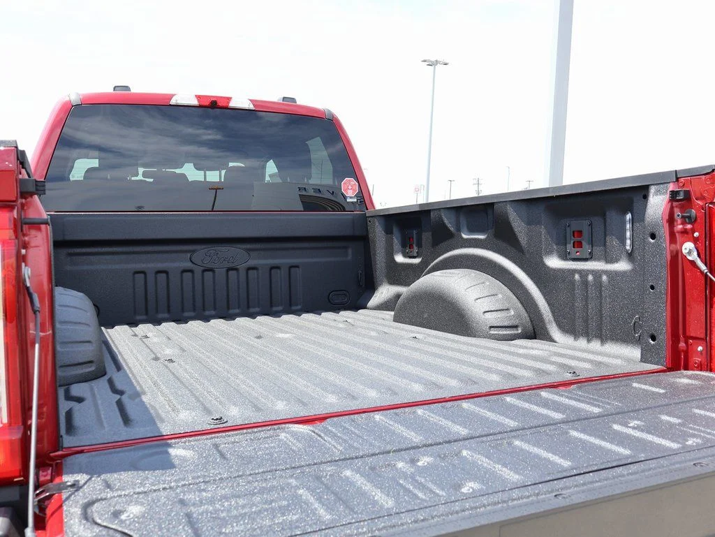 2026 Ford F-250 Super Duty XLT - Photo 15