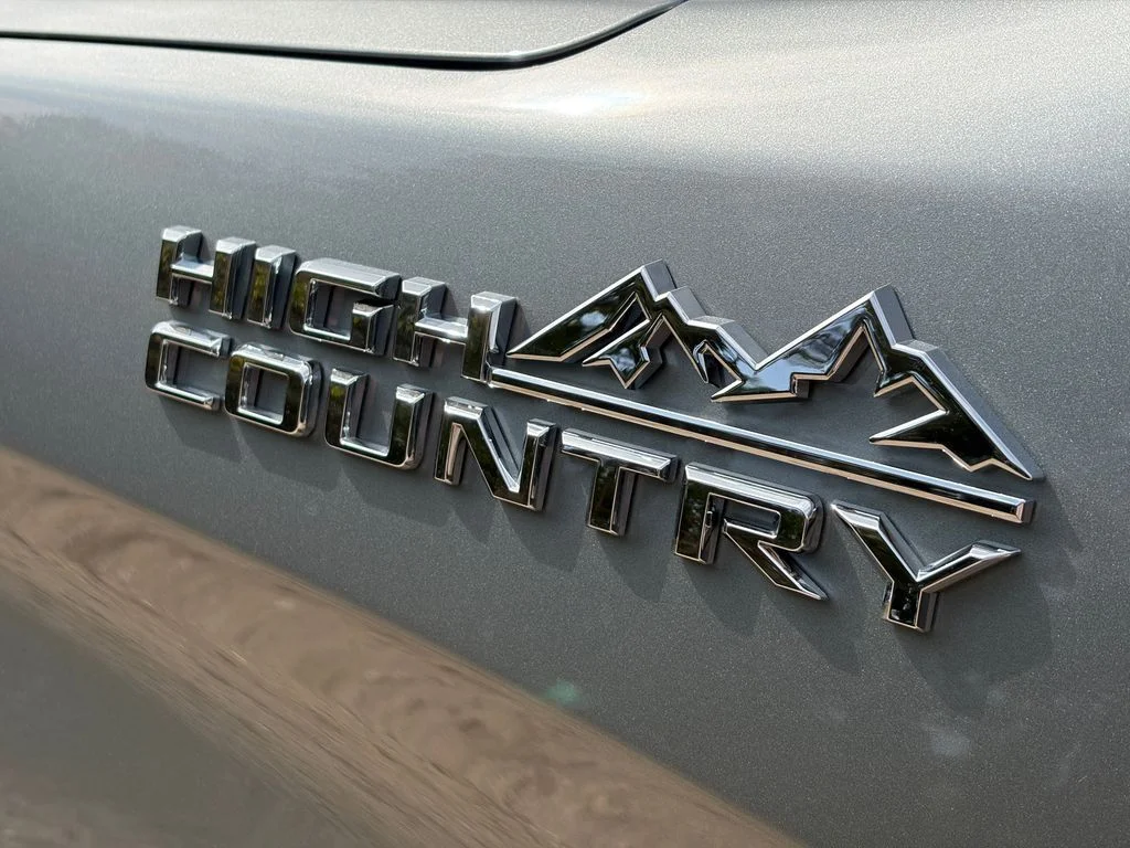 Used 2025 Sterling Gray Metallic Chevrolet High Country image 25