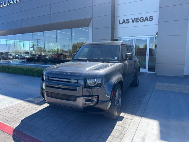 Certified Used 2023  Land Rover  image 1