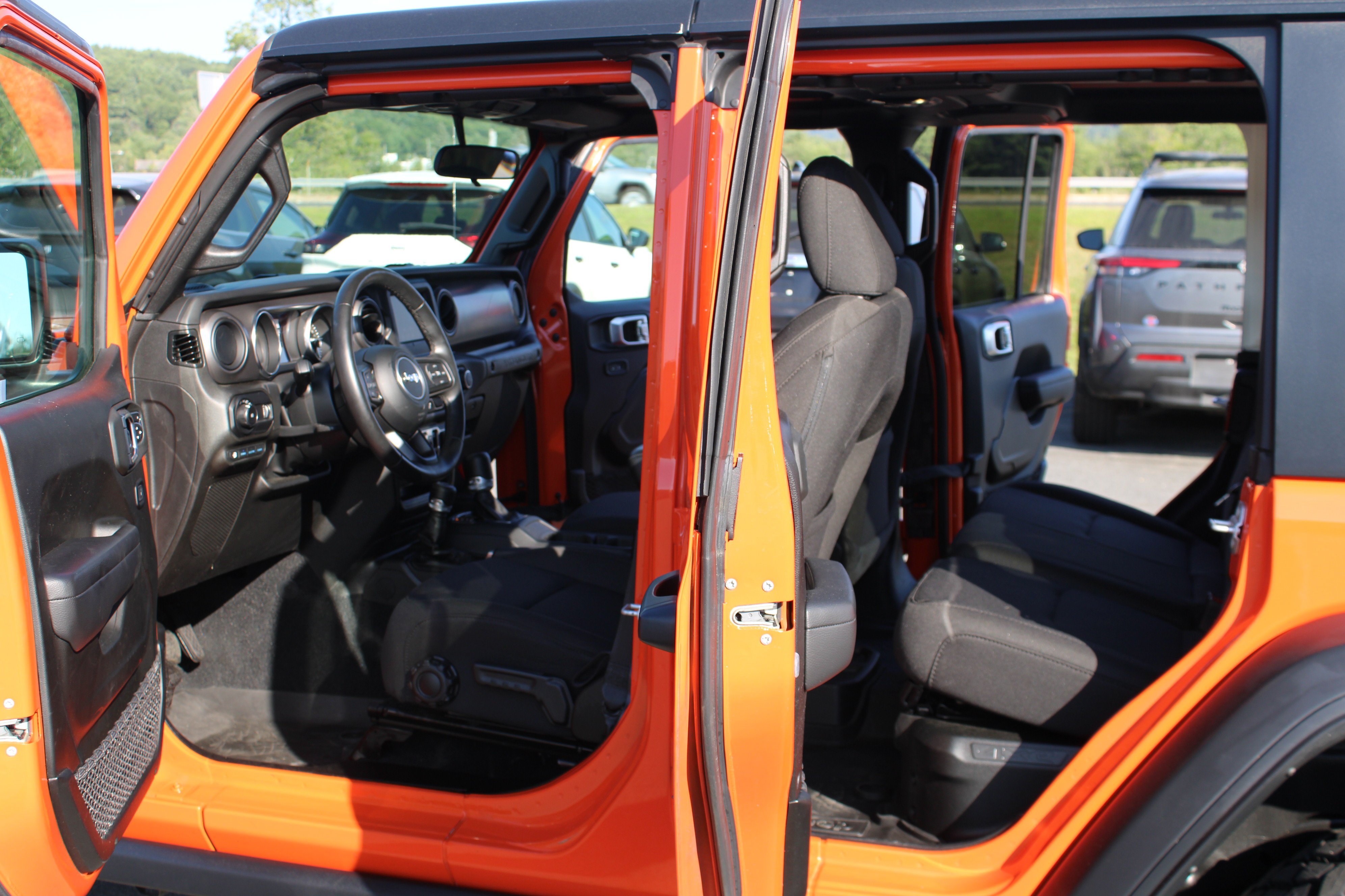 Used 2023 Punkn Metallic Clearcoat Jeep  image 15