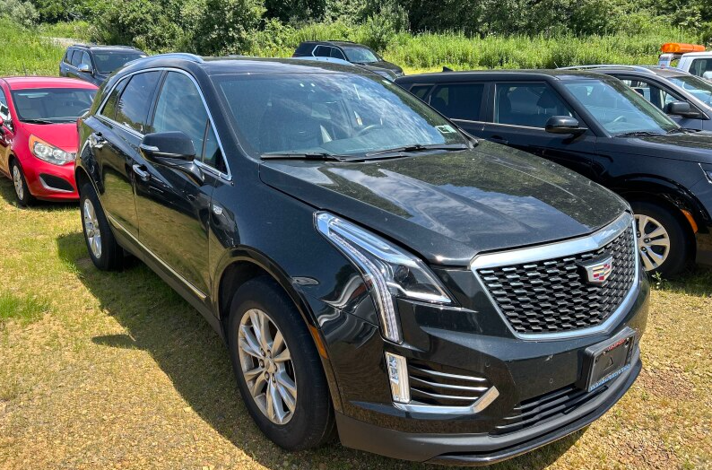 Used 2023 Black Cadillac Luxury image 11