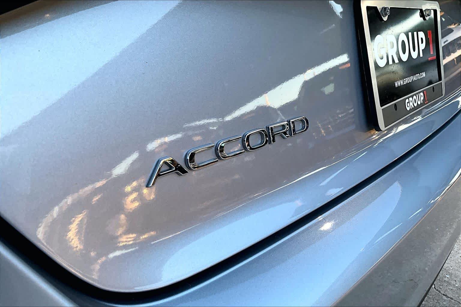 Used 2024 Solar Silver Metallic Honda EX image 10
