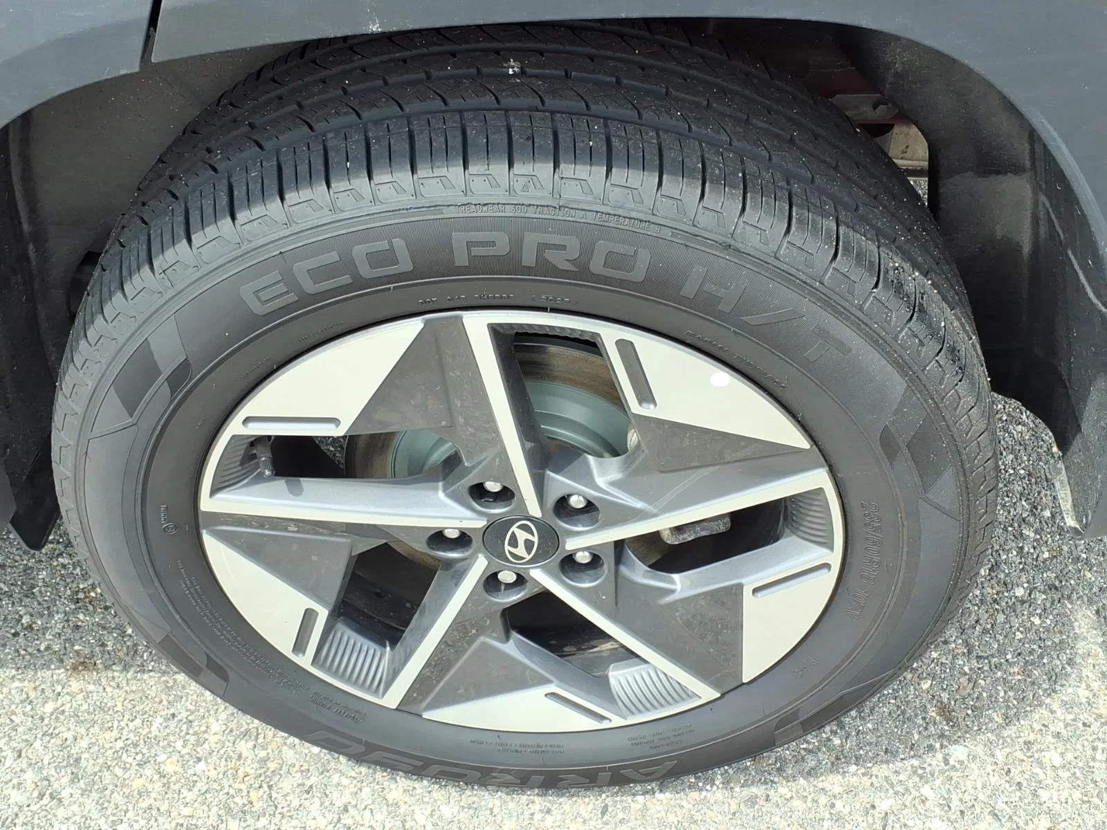 Used 2025 Red Hyundai SEL image 9