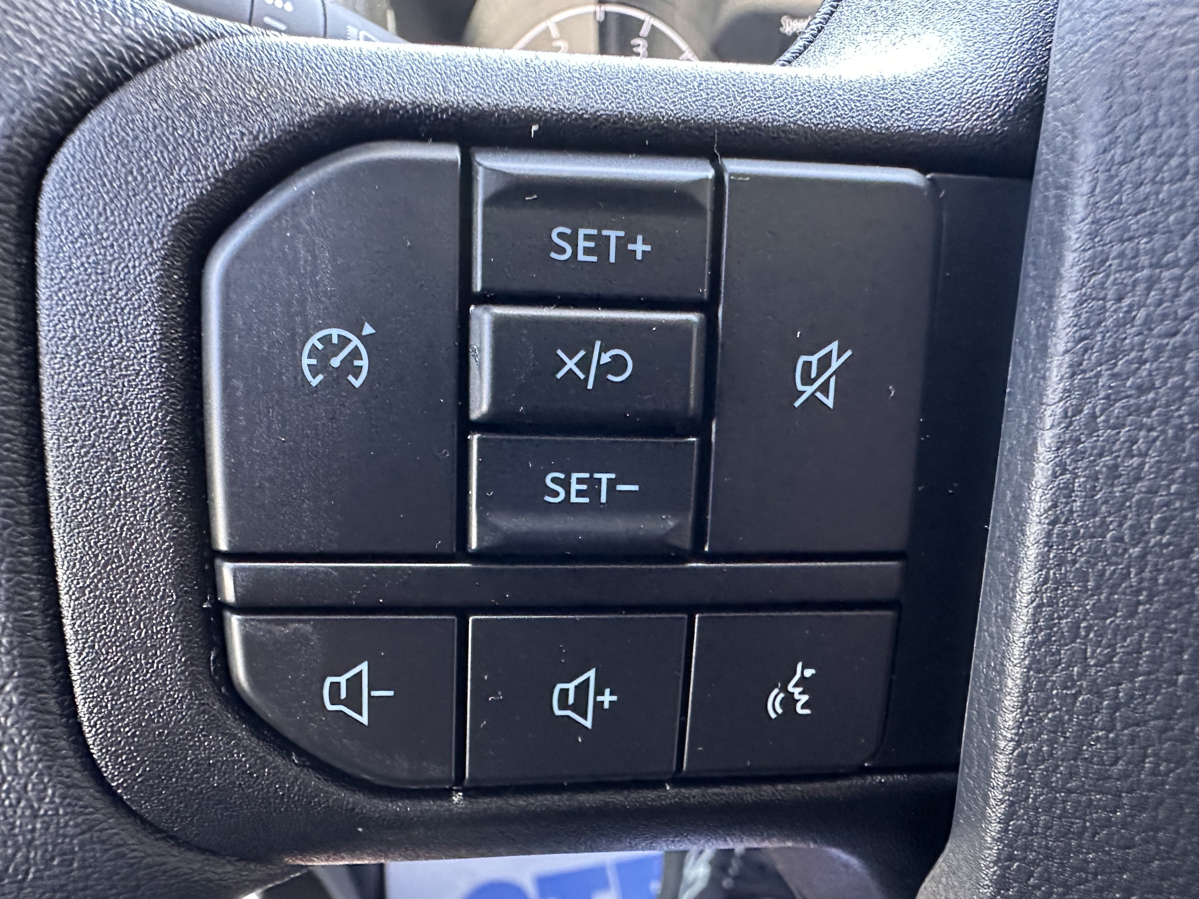 New 2026 Oxford White Ford F-250® XL image 22