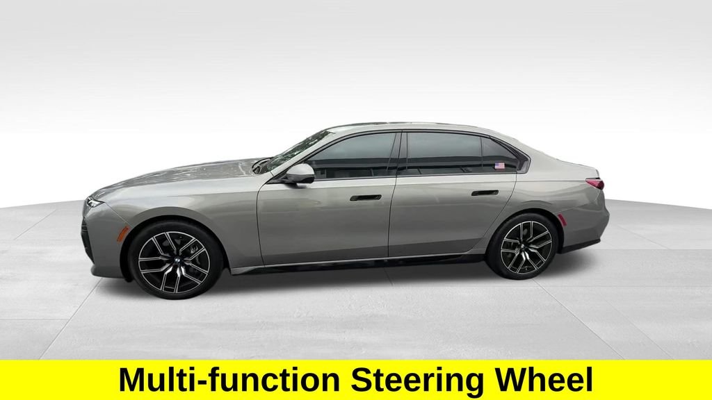2025 BMW 7 Series 740i - Photo 8
