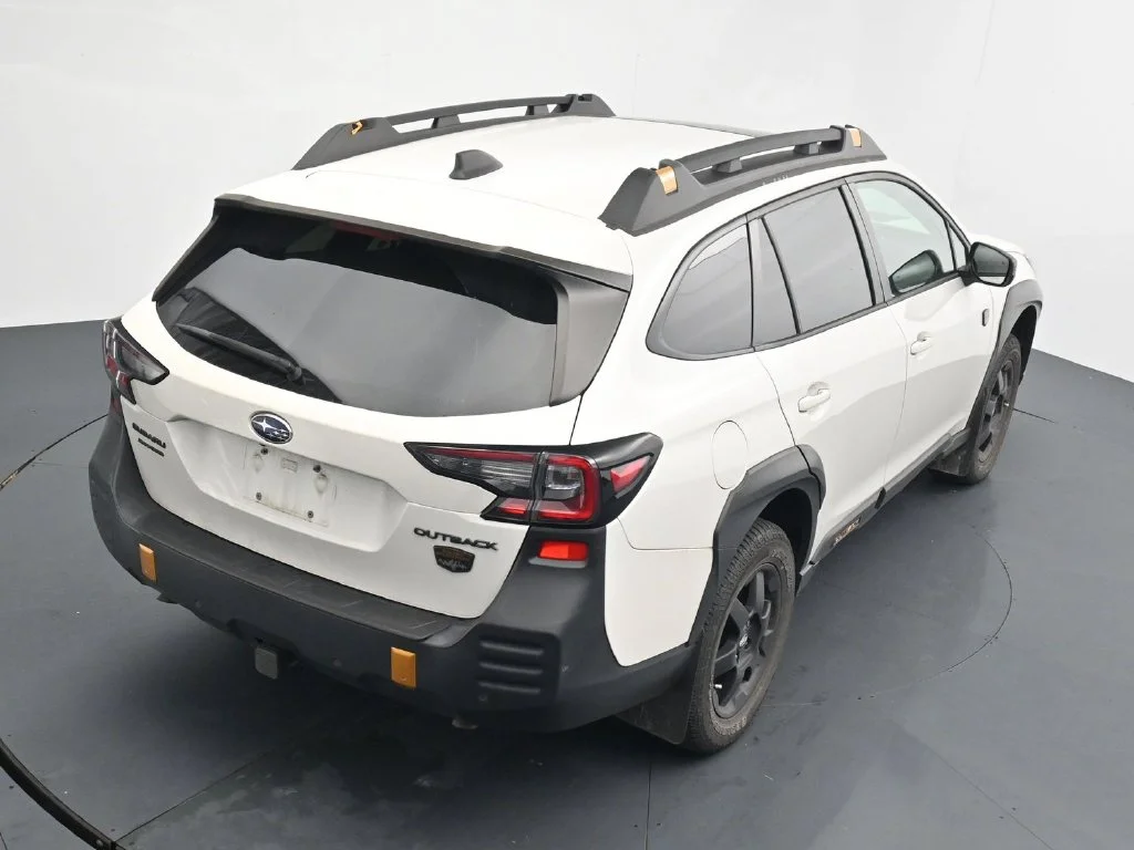 Used 2024 White Subaru Wilderness image 14