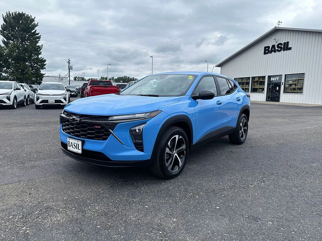 Used 2024 Blue Chevrolet 1RS image 8