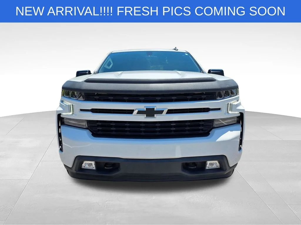 Used 2022 Summit White Chevrolet RST image 9