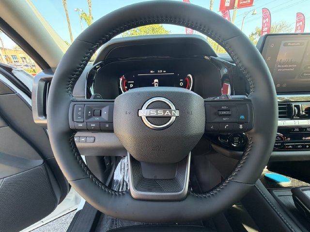 New 2026 White Nissan SL image 18