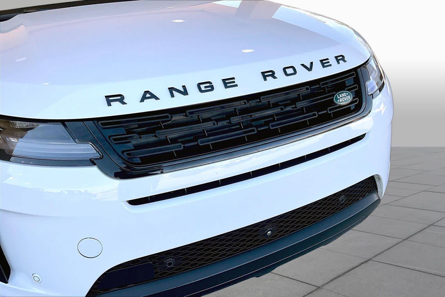 Used 2024 Fuji White Land Rover Core S image 30