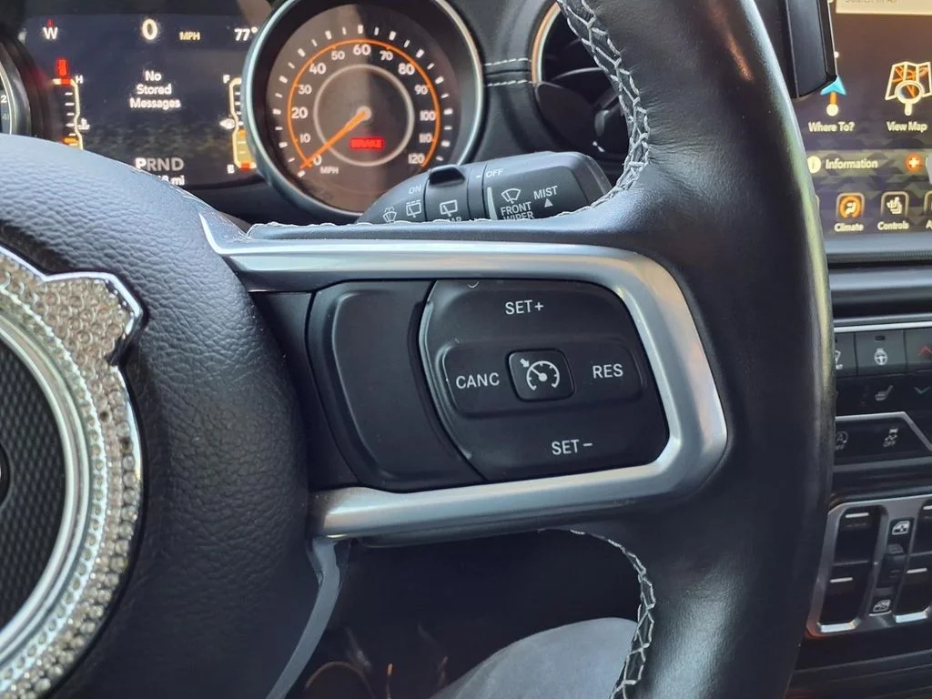 Used 2022 Black Jeep Unlimited Sahara image 15