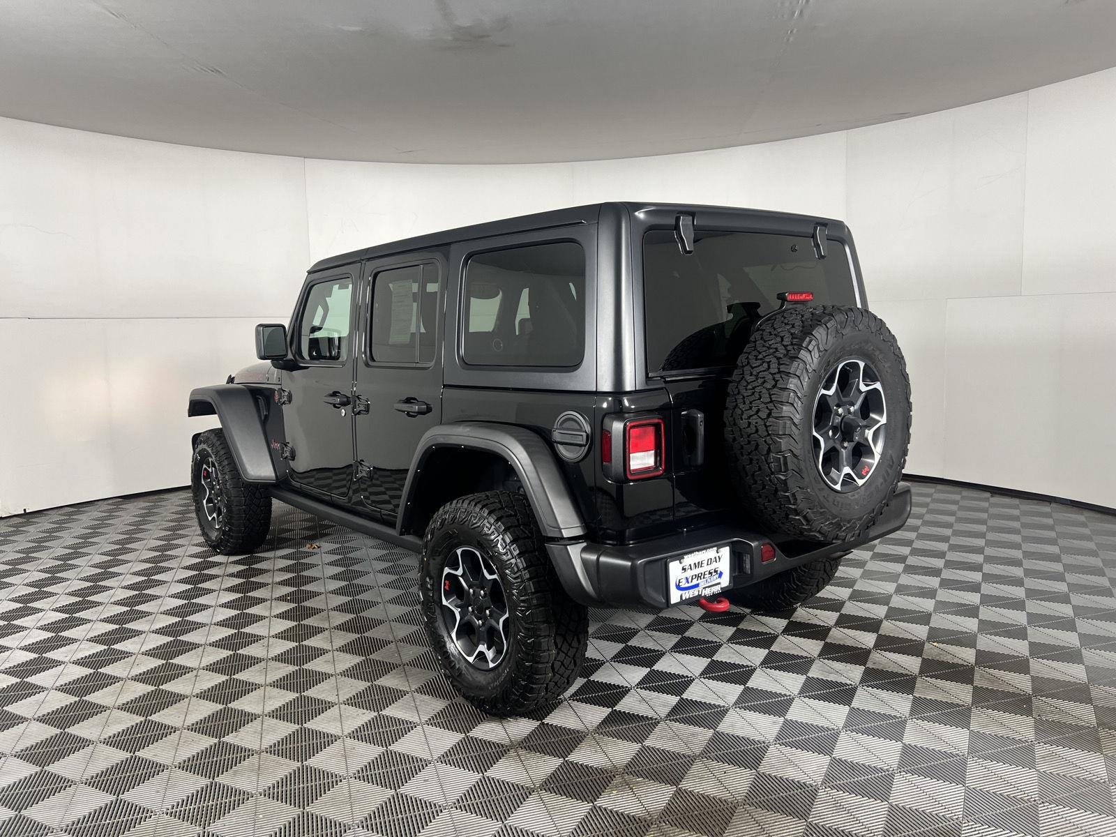 Used 2023 Black Clearcoat Jeep Rubicon image 9