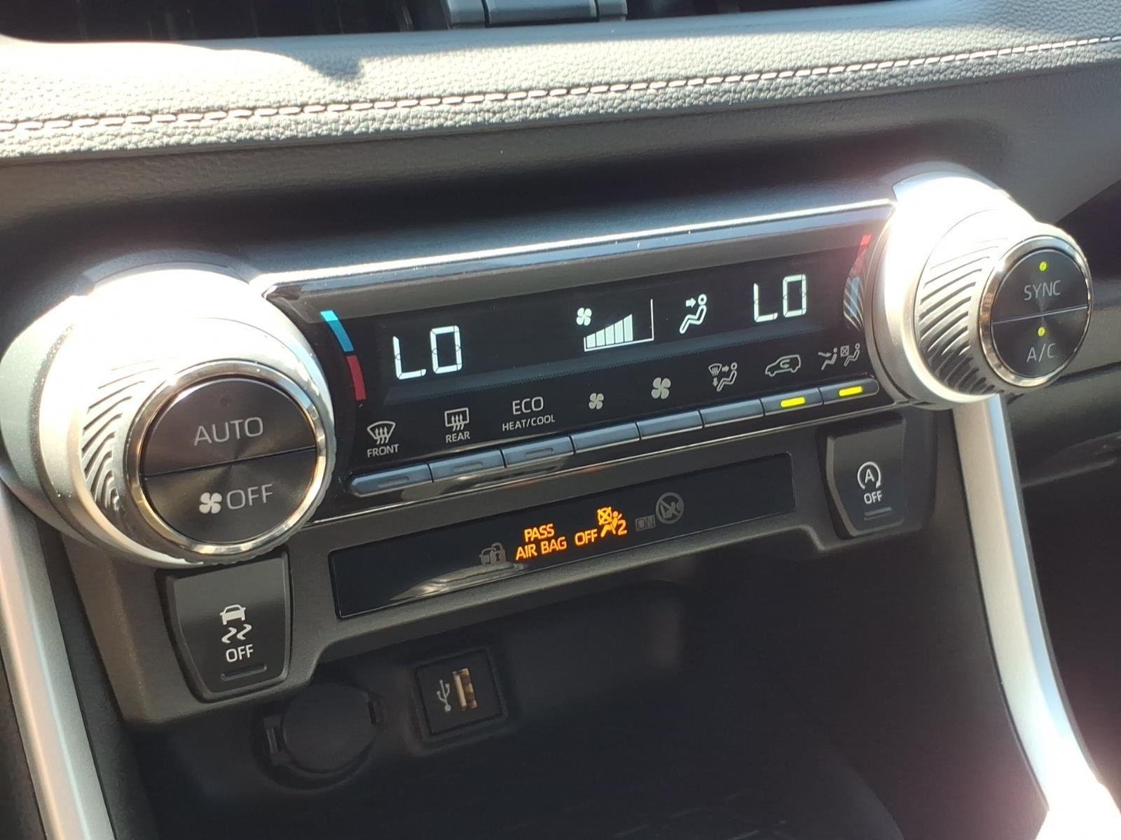 Used 2025 Silver Sky Metallic Toyota XLE image 19