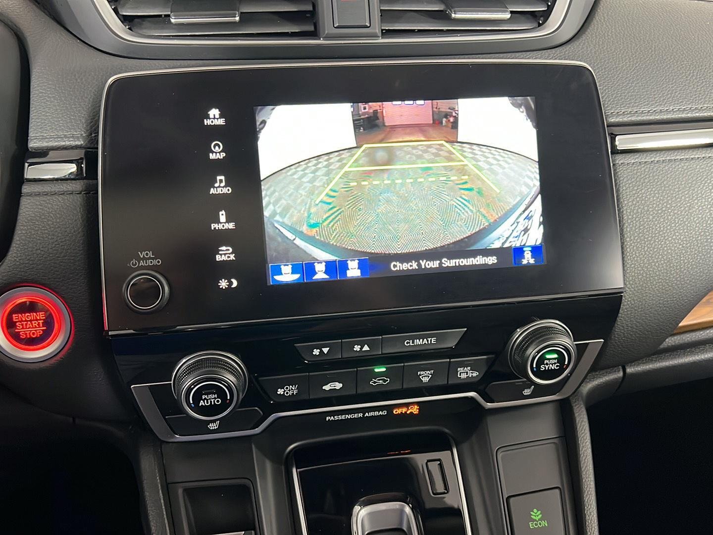 Used 2018 Modern Steel Metallic Honda Touring image 10