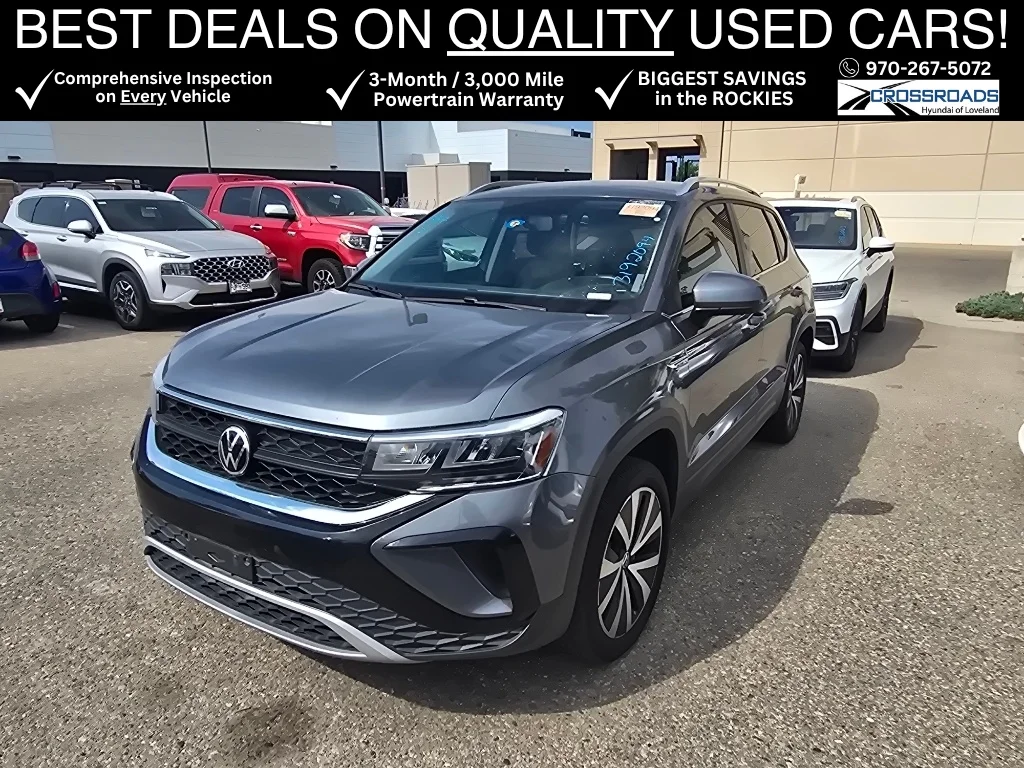 Used 2022 Platinum Gray Metallic Volkswagen SE image 1