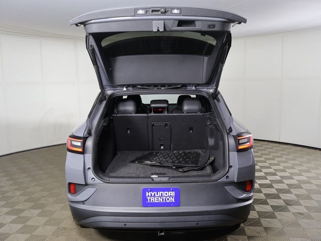 Used 2023 Gray Volkswagen Pro S image 16