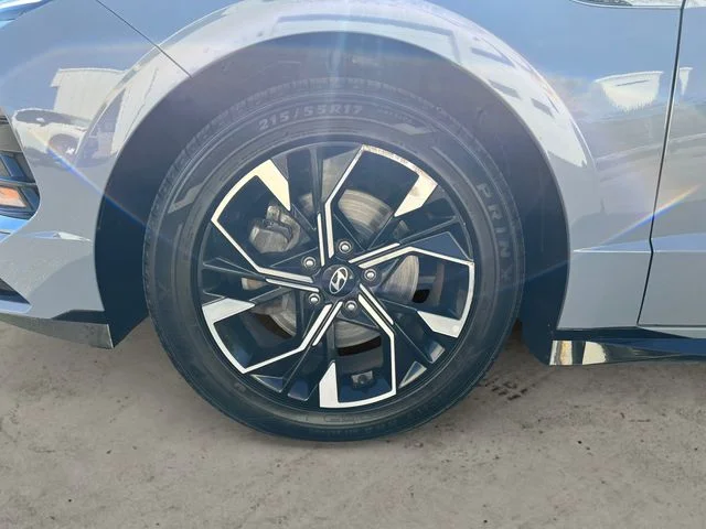 Used 2024 Transmission Blue Hyundai SEL image 14