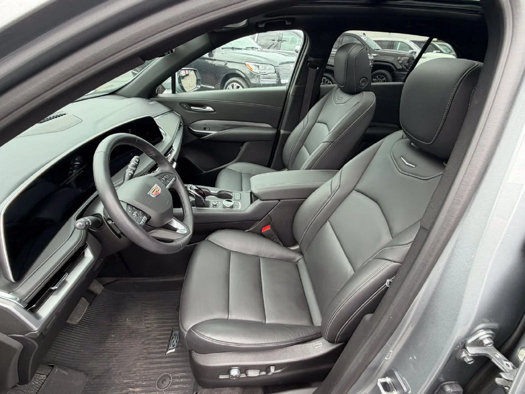 2024 Cadillac XT4 Premium Luxury - Photo 27