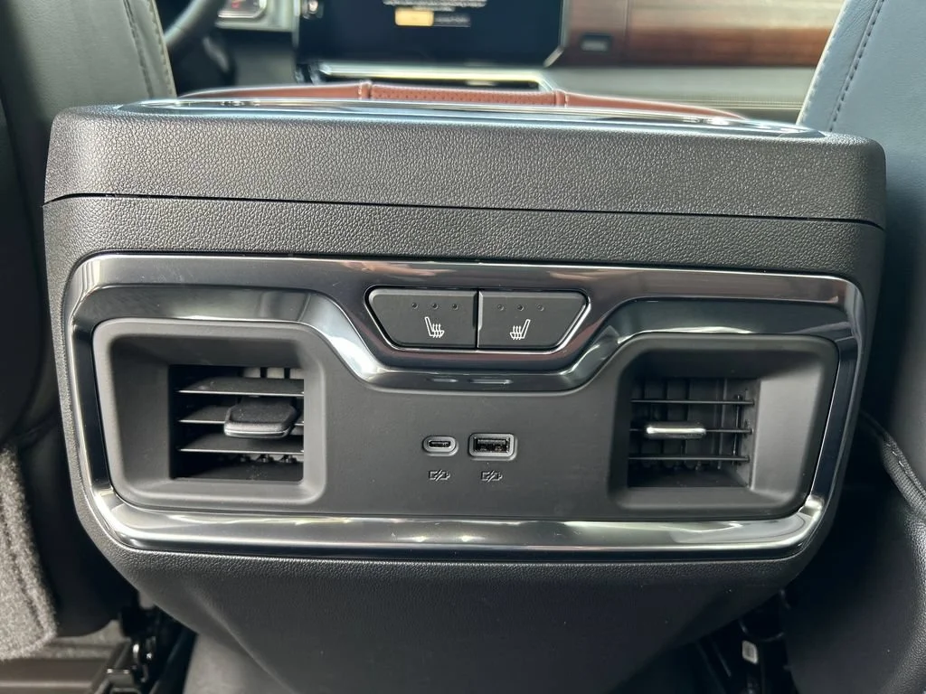 New 2026 Glacier White Tricoat GMC Denali Ultimate image 17