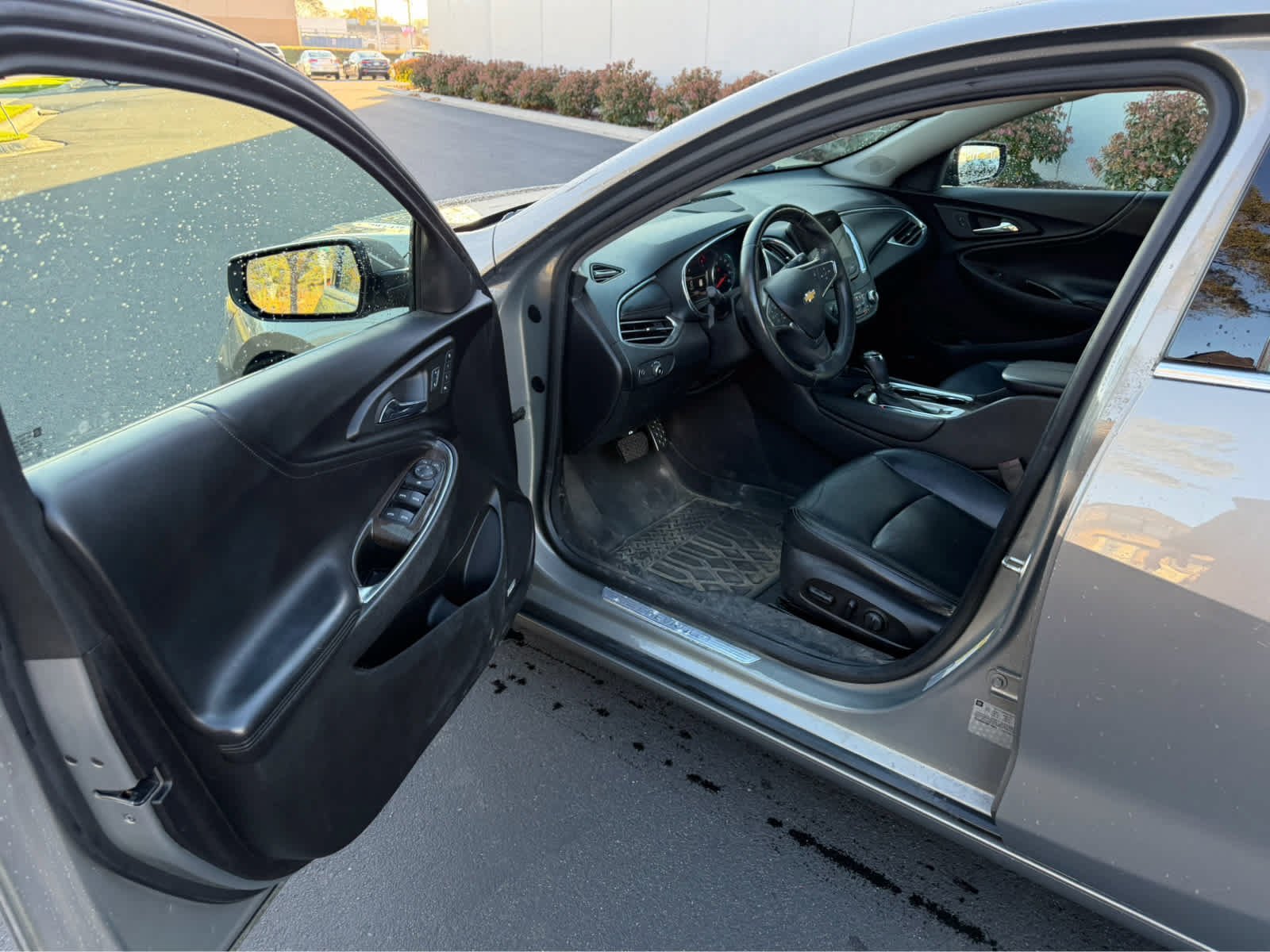 Used 2017 Pepperdust Metallic Chevrolet Premier image 3