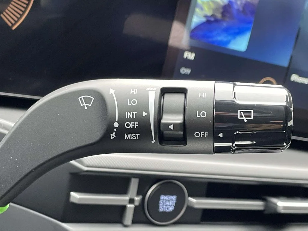 New 2026 Silver Hyundai SE image 24