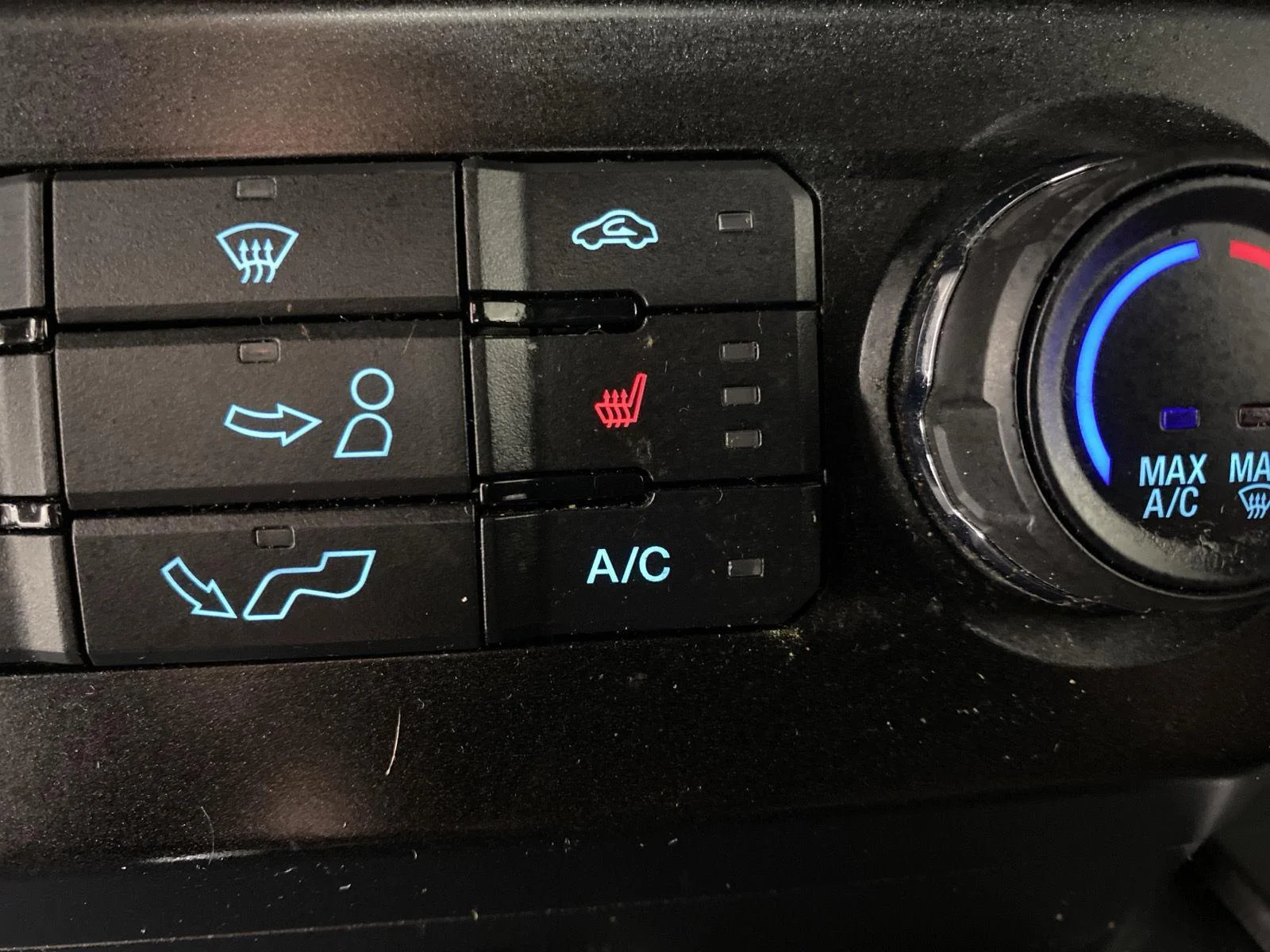 Used 2019 Magma Red Ford XLT image 23