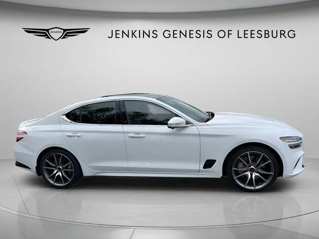 Used 2026 White Genesis 2.5T Prestige image 2