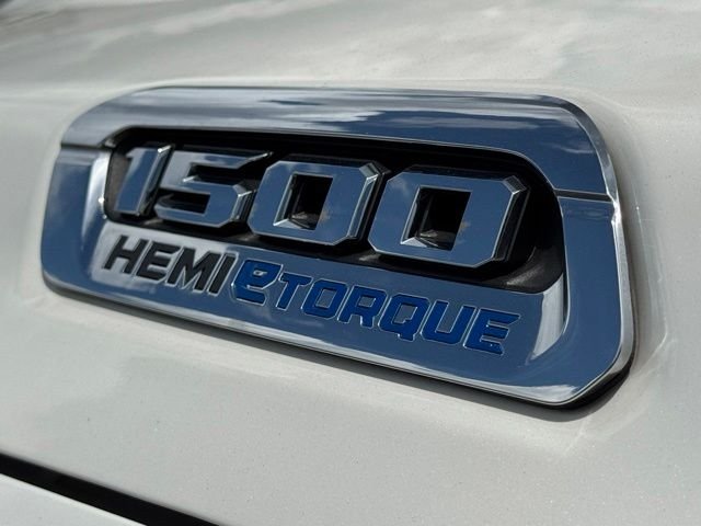 Used 2022 White Ram Laramie image 9