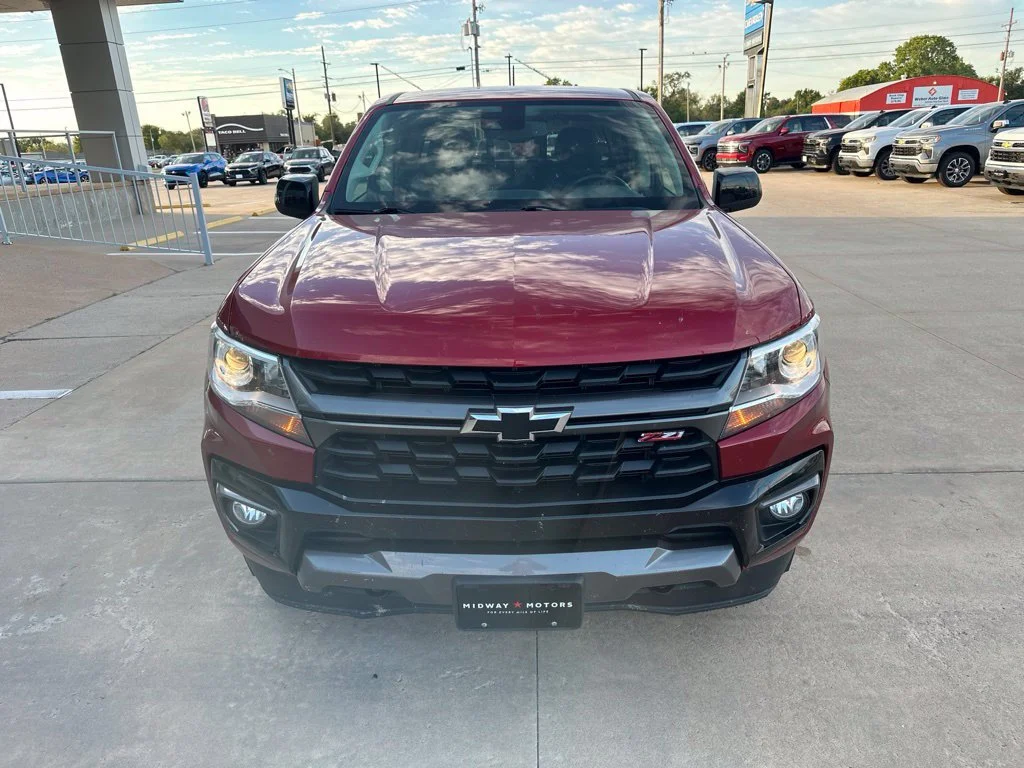 Used 2021 CHERRY RED TINTCOAT Chevrolet 4WD Z71 image 29