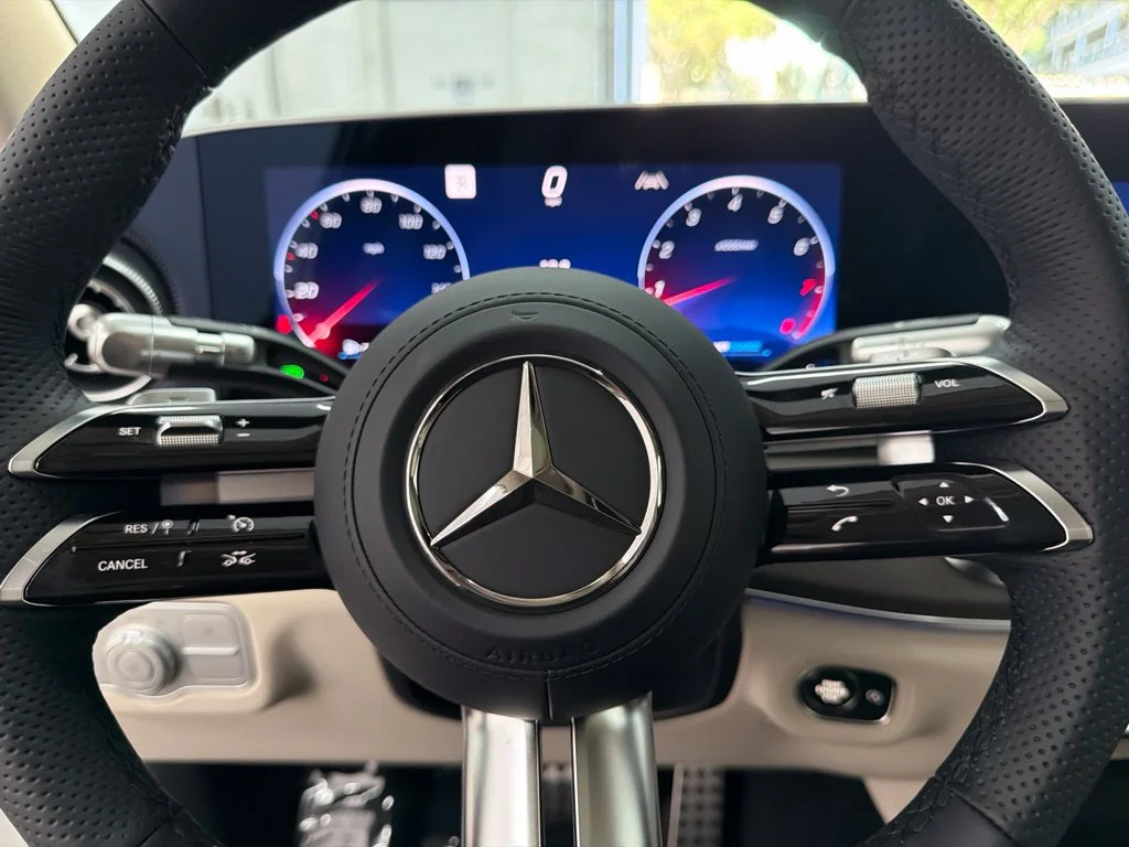 New 2027 White Mercedes-Benz GLE 350 image 16