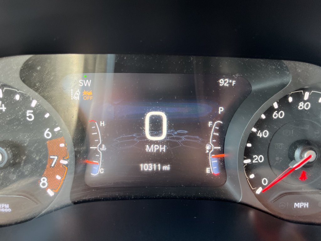 Used 2025 Silver Jeep Limited image 16