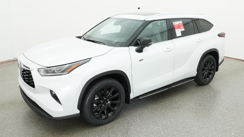 New 2026 Wind Chill Pearl Toyota Limited image 31