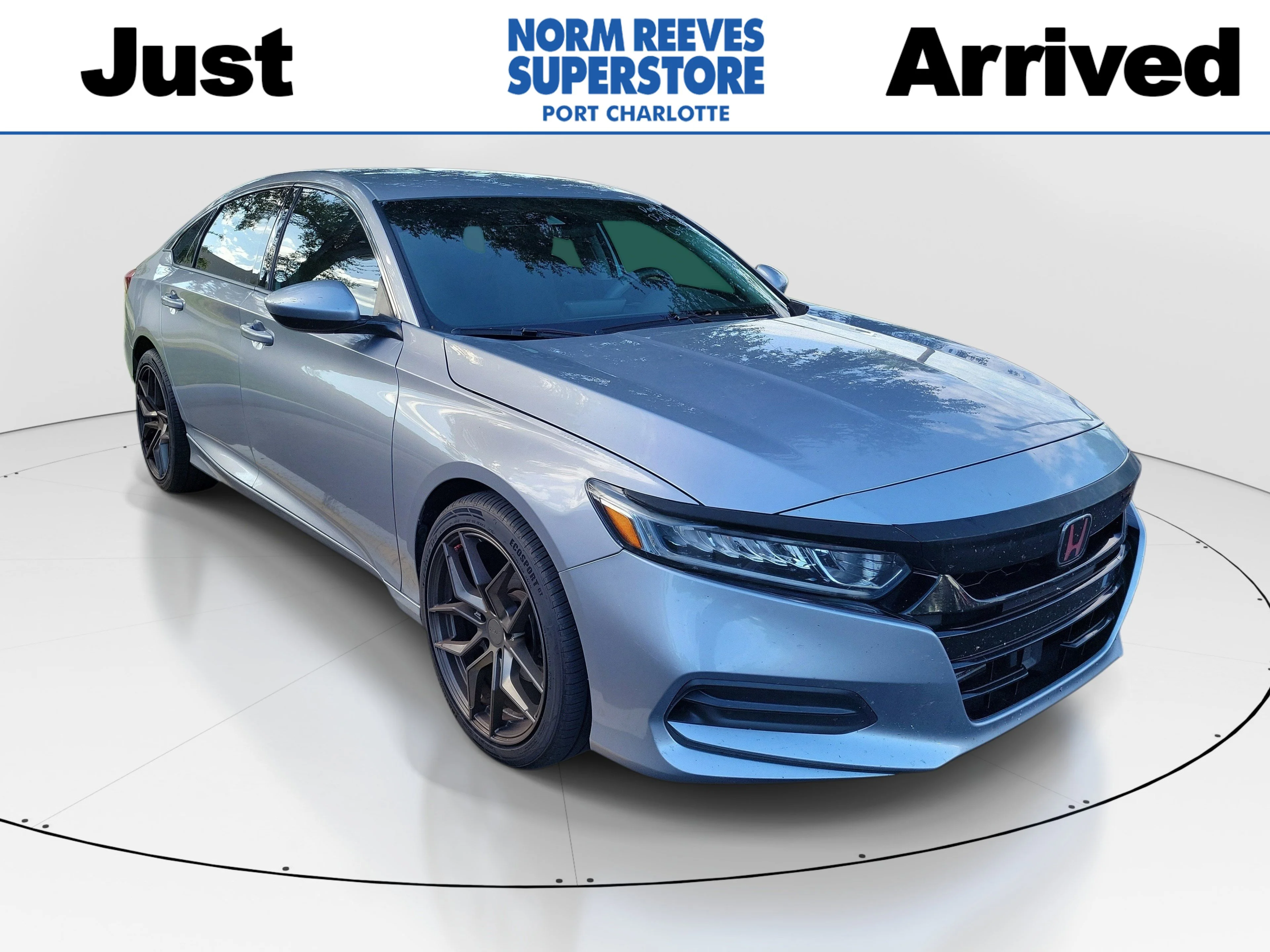 Used 2020 Silver Honda LX image 1
