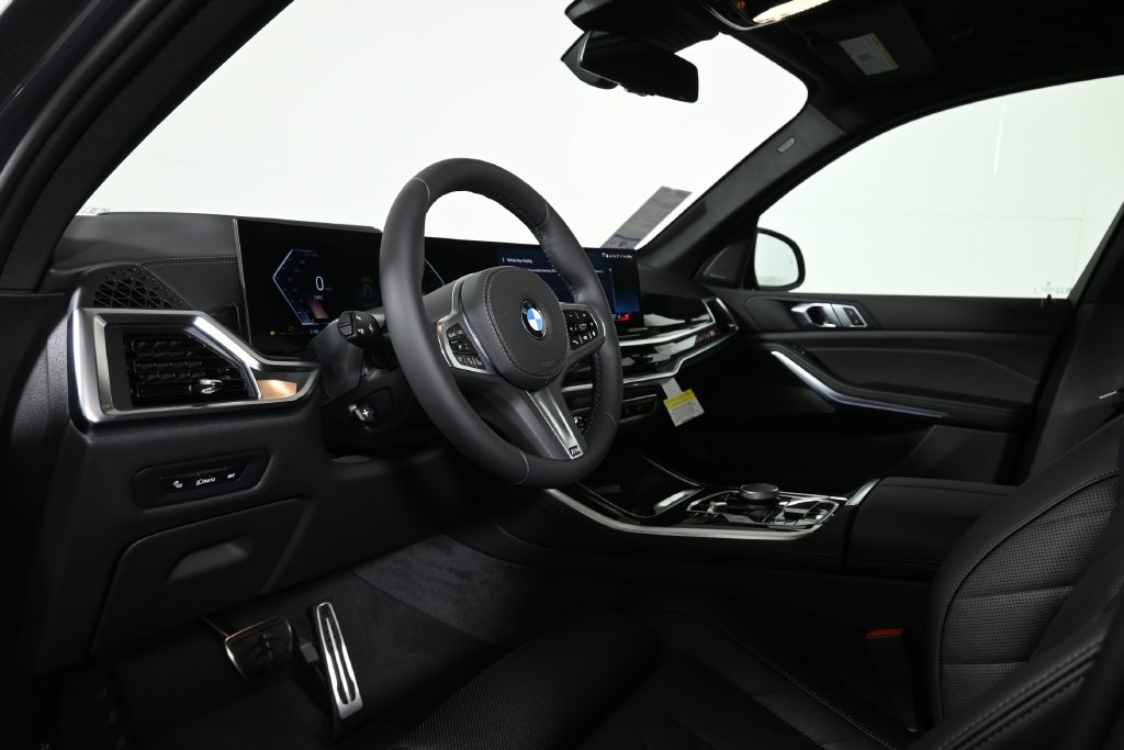 Used 2026 Gray Metallic BMW xDrive40i image 15