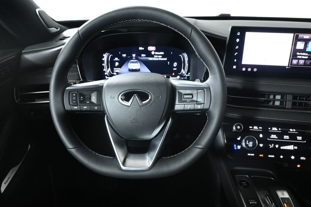 New 2027 2T GRPT SHDW INFINITI Autograph AWD image 17