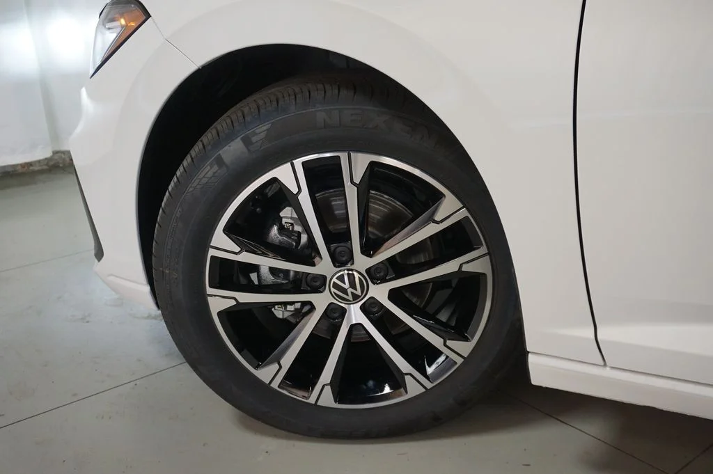 New 2026 White Volkswagen 1.5T Sport image 25