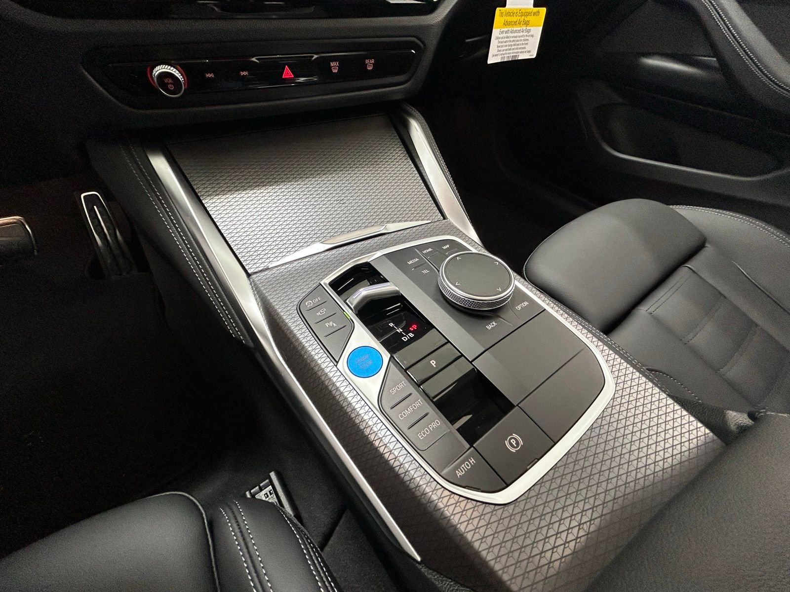 New 2026 Alpine White BMW xDrive40 image 22