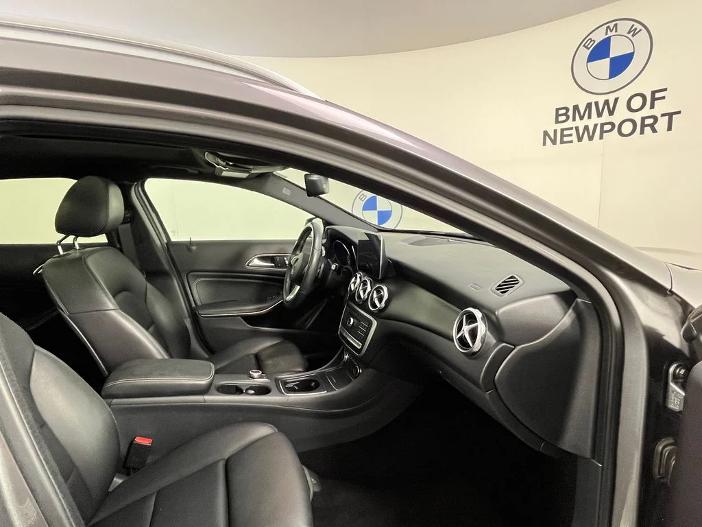 Used 2018 Gray Mercedes-Benz GLA 250 image 24