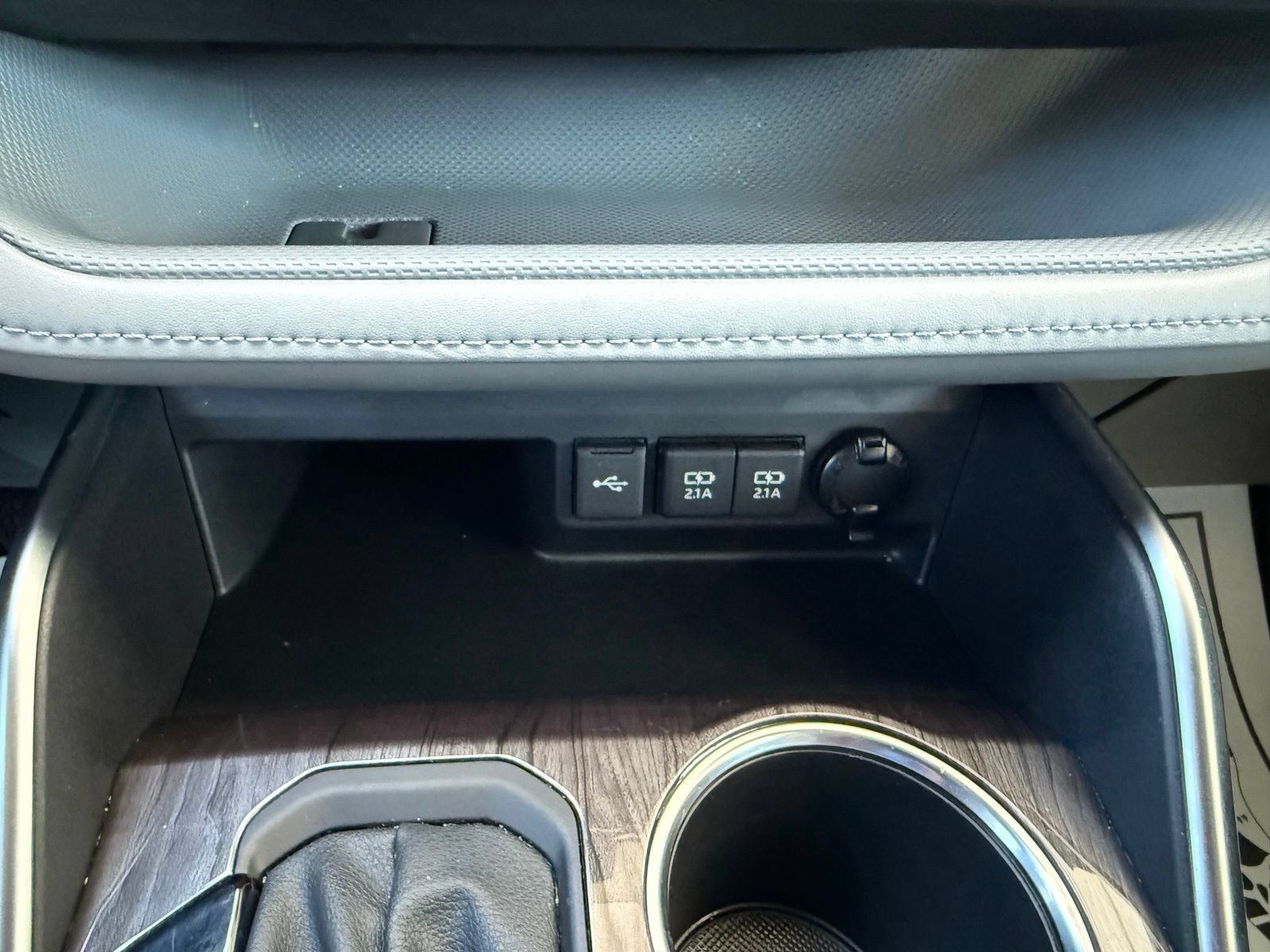 Used 2021 Gray Toyota Platinum image 26