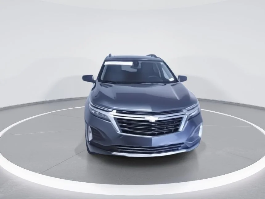 Used 2023 Gray Chevrolet LT image 4
