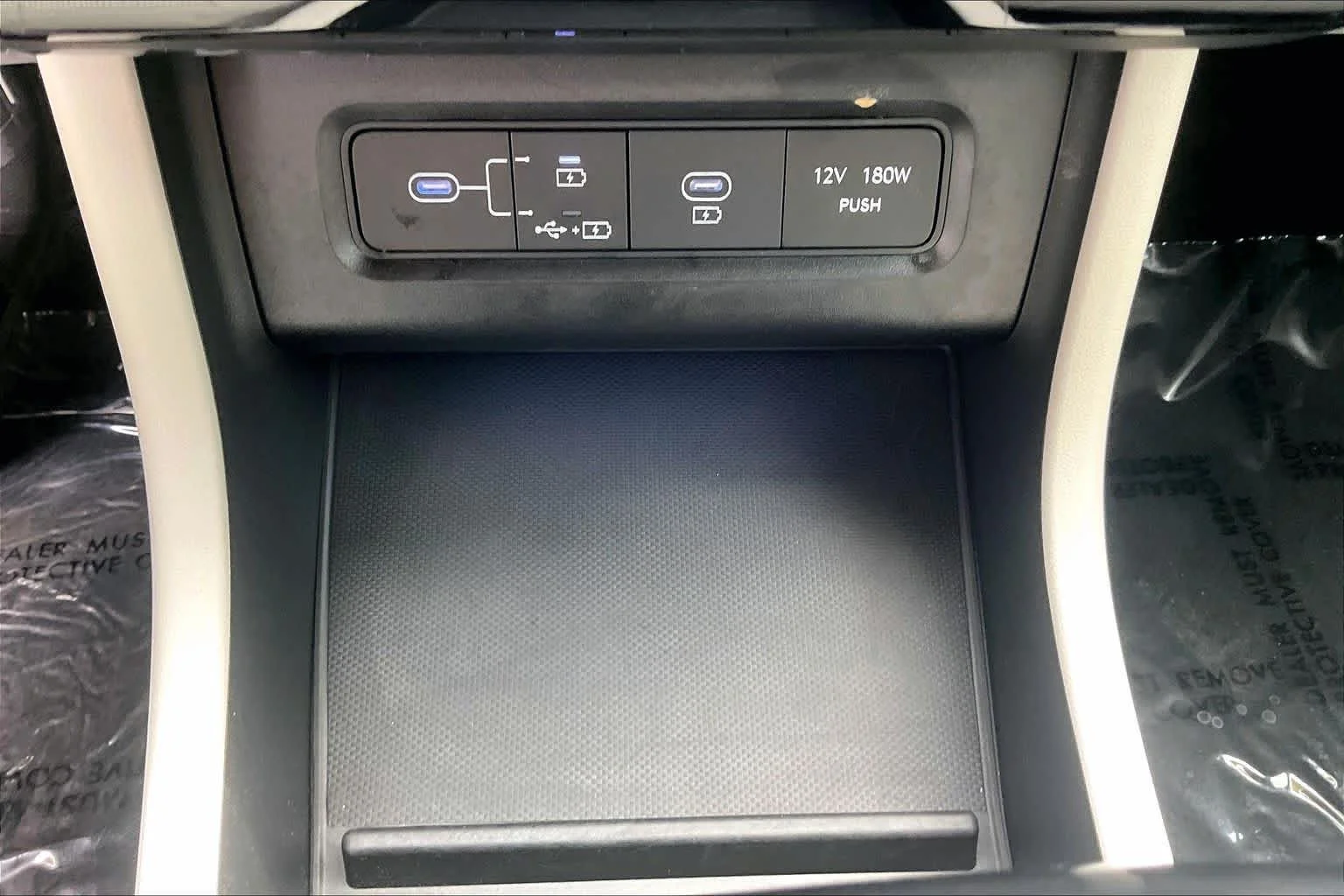 Used 2025 Titan Gray Hyundai Limited image 68