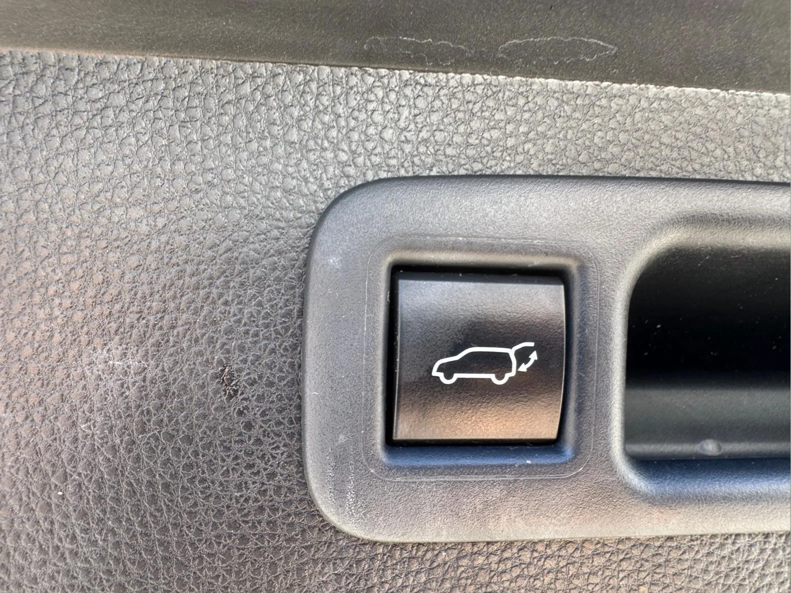Used 2021 Magnetic Gray Metallic Toyota Hybrid Limited image 14