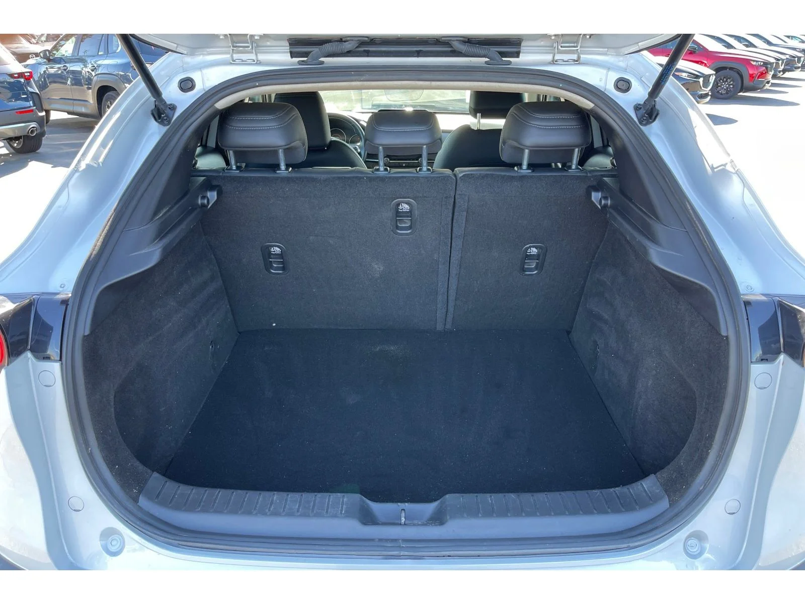 Used 2024 CERAMIC Mazda Select image 18