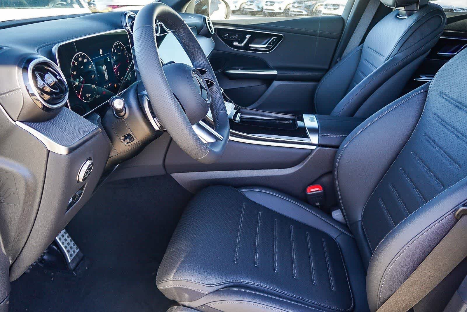 New 2026 Polar White Mercedes-Benz GLC 300 image 20