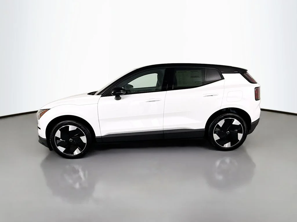 New 2026 Crystal White Volvo Twin Motor Performance Ultra image 2